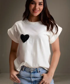 T-Shirt-Embroidery-Black-Heart