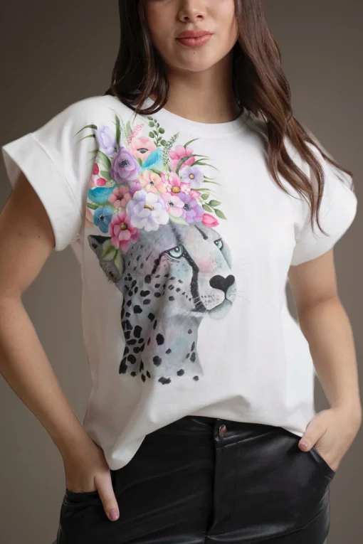 T-Shirt-Embroidery-Leopard-Flowers