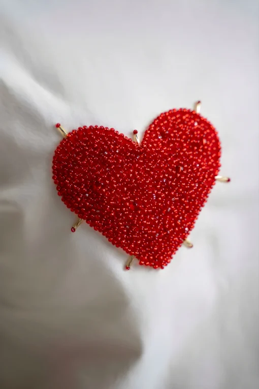 T-Shirt-Embroidery-Red-Heart